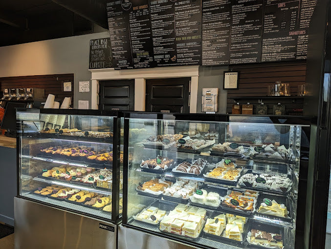 PeakCold Refrigerated Cake Display Case - 48"