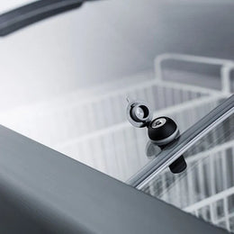 summit-42-glass-top-chest-freezer-2
