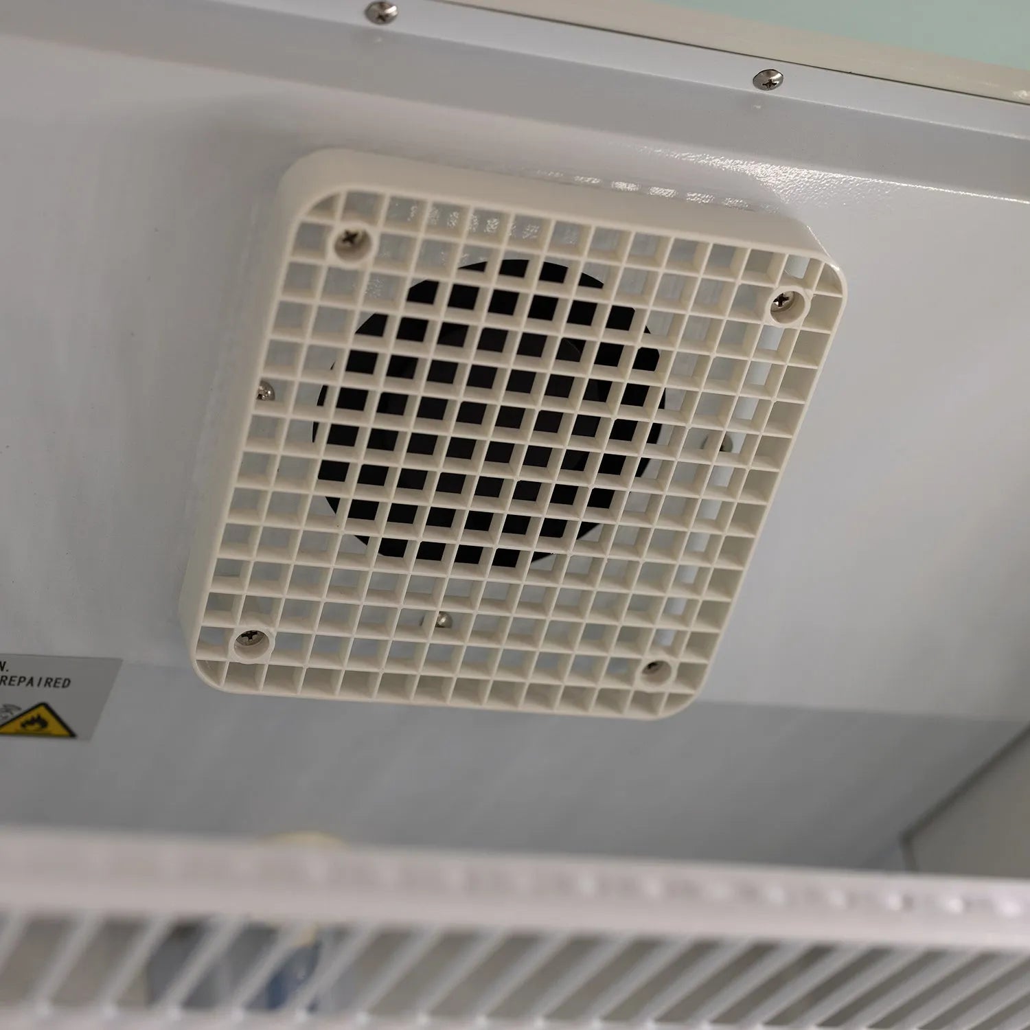 PeakCold Upright Display Cooler