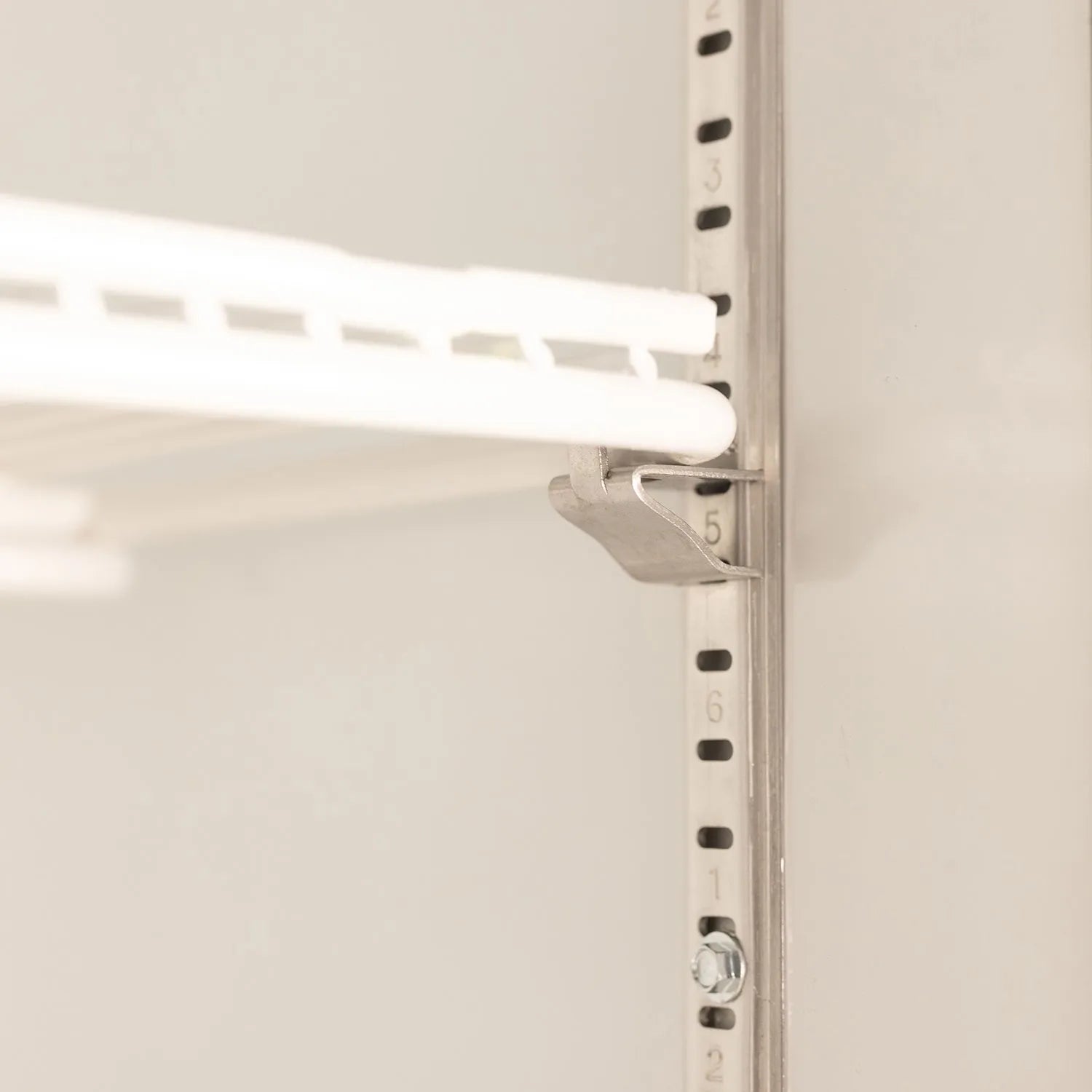 peakcold-plus-upright-display-freezer-16-3