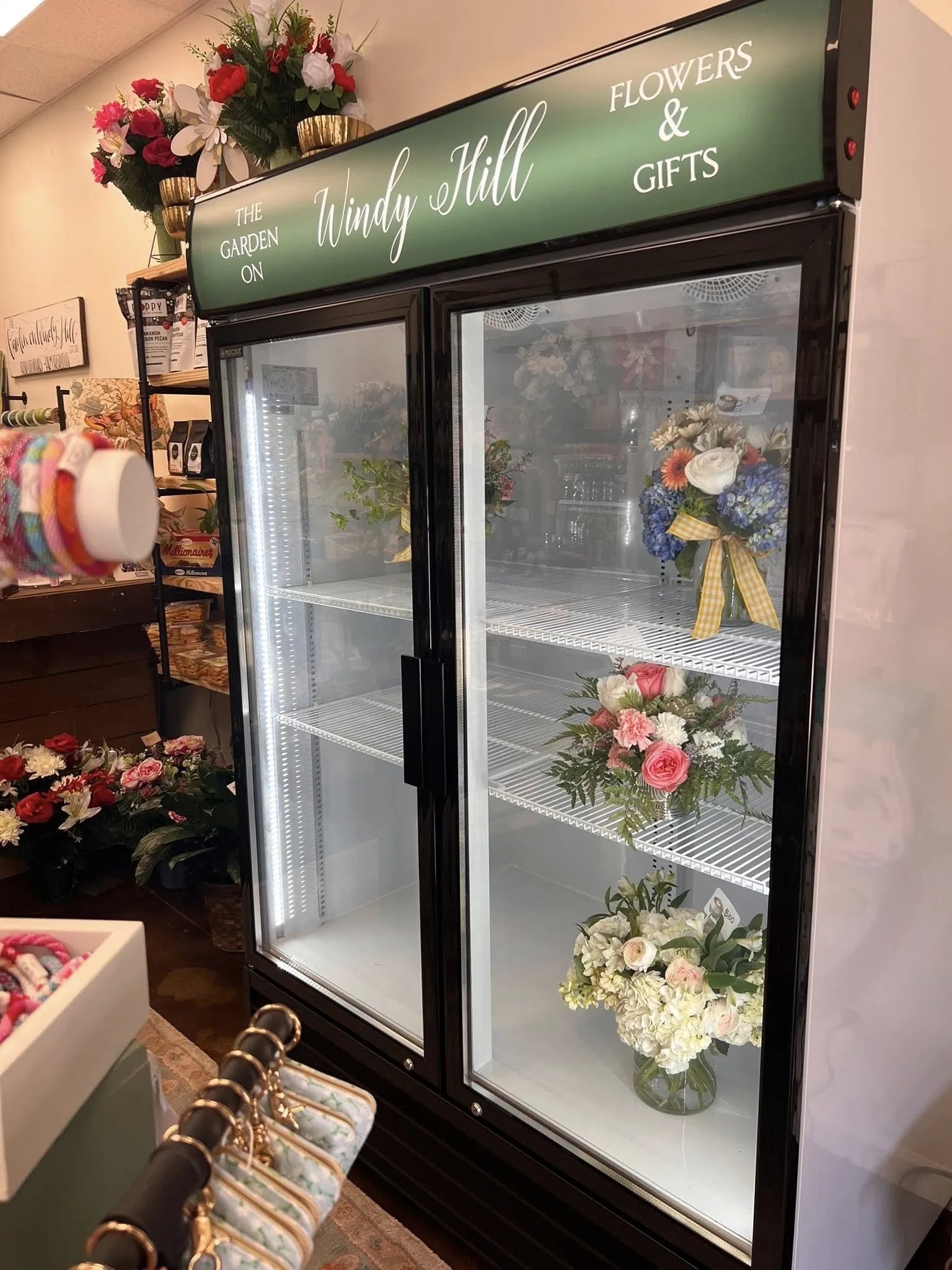 custom-decal-for-2-door-display-canopy-3