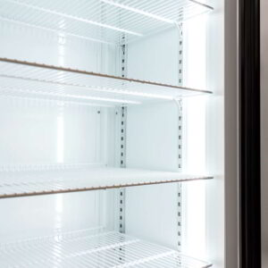 Commercial-Glass-Door-Beverage-Refrigerator-shelves