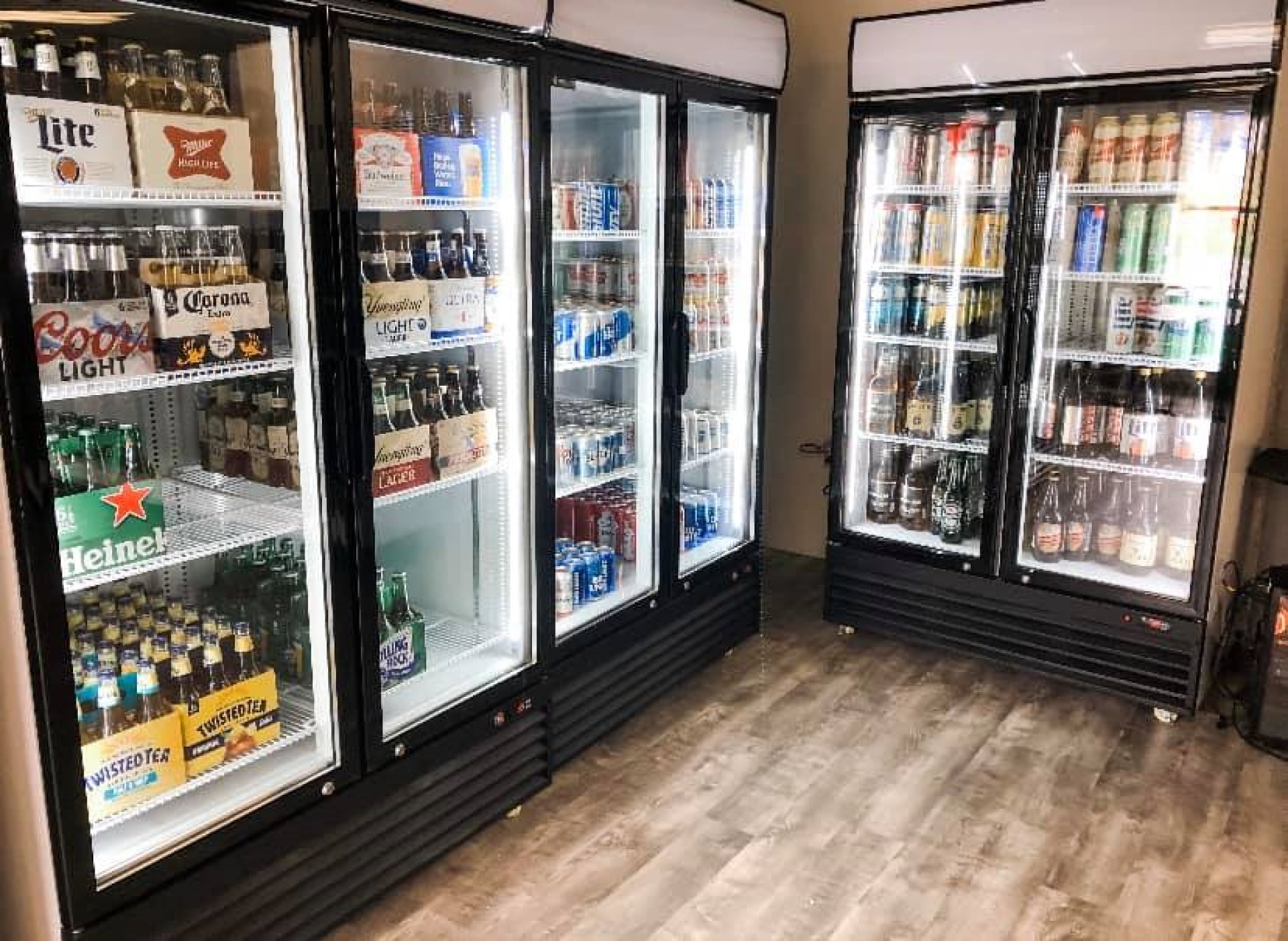 glass door beverage coolers