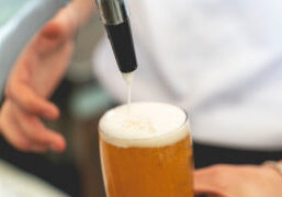 peakcold tap kegerator dispenser, image of a freshly poured beer